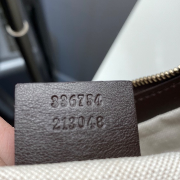 Authentic Gucci brand new microguccissima bree hobo bag in brown - Picture 13 of 16